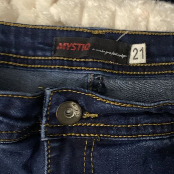 Women’s Plus SZ 21 Dark Wash Mid Rise Distressed Slim Straight Jeans Stretch - Picture 3 of 14